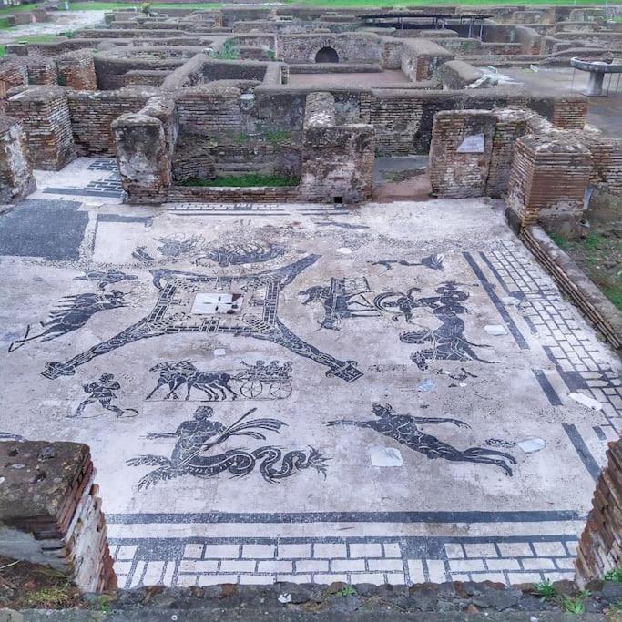 Per Antiqua Itinere Ostia Antica Exterior foto