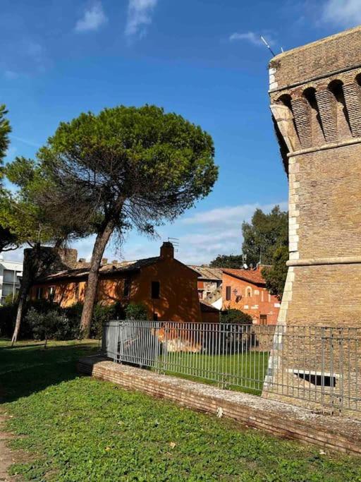 Per Antiqua Itinere Ostia Antica Exterior foto