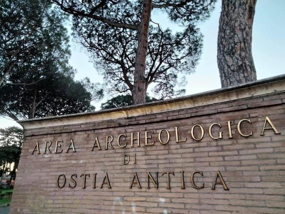 Per Antiqua Itinere Ostia Antica Exterior foto