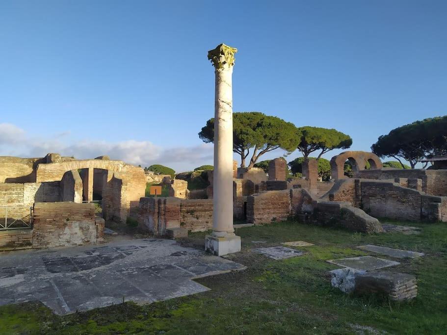 Per Antiqua Itinere Ostia Antica Exterior foto