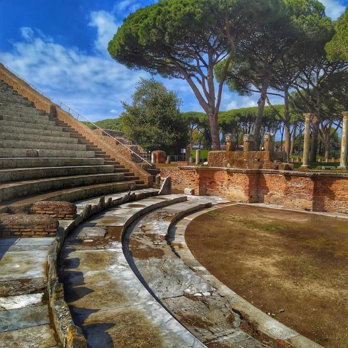 Per Antiqua Itinere Ostia Antica Exterior foto
